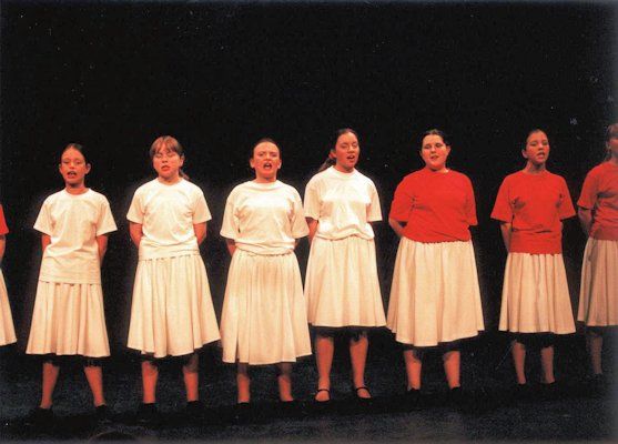 2002-02.jpg