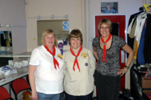 2010 Dressers_002.JPG
